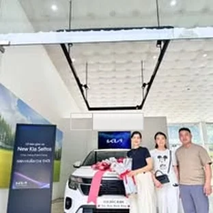 Kia Bắc Kạn - Hoạt động giới thiệu xe và tư vấn trực tiếp.