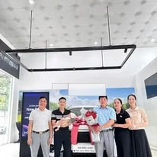 Kia Bắc Kạn - Một buổi xem xe thực tế của khách hàng.